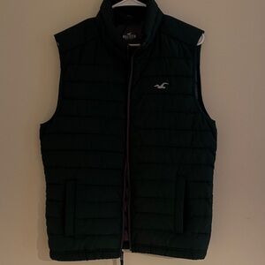 Hollister Men's Green Quilted Vest size M